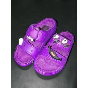 〽️ NEW Crocs McDonald's Grimace Cozzzy Sandal U.S. Size 5 Men's / 7 Women's 🍔